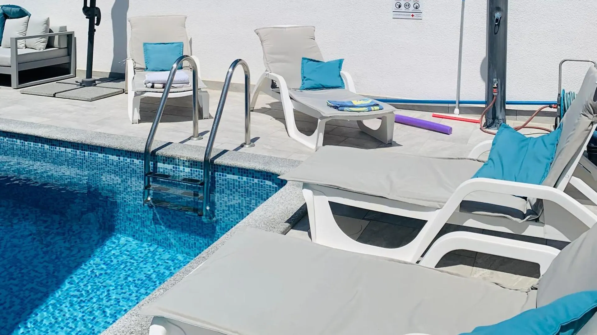 펜션 Apartments Spanic Haus Mit Pool 비르